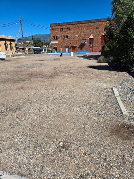 1807 Garrison Ave, Butte, MT 59701