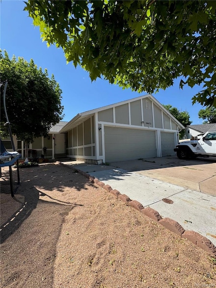 16673 E Kent Dr, Aurora, CO 80013