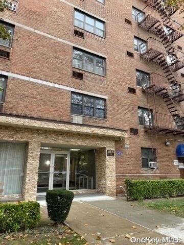 153-25 88th St Unit 4, Howard Beach, NY 11414