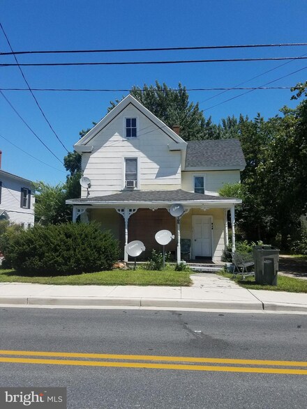 213 S Main St, Hurlock, MD 21643