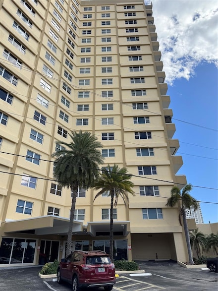 1200 Hibiscus Ave Unit 903, Pompano Beach, FL 33062
