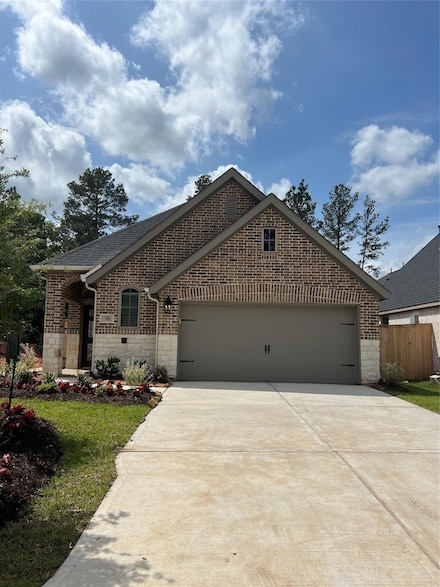 508 Burnaby Ct, Montgomery, TX 77316