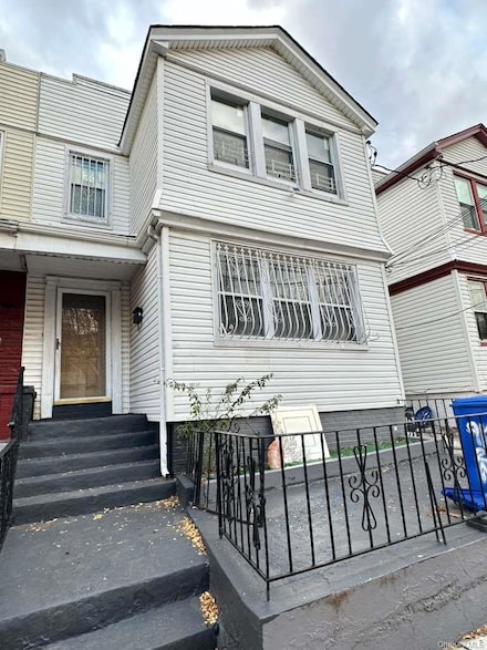 9126 183rd St Unit 1st Floor, Hollis, NY 11423