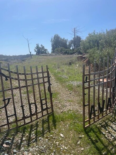 5839 Old Emigrant Trail, Mountain Ranch, CA 95246
