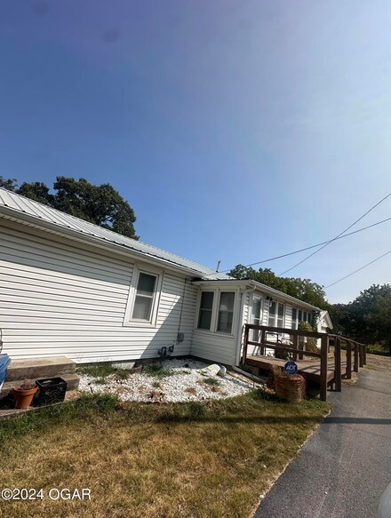 319 N Florida Ave, Joplin, MO 64801