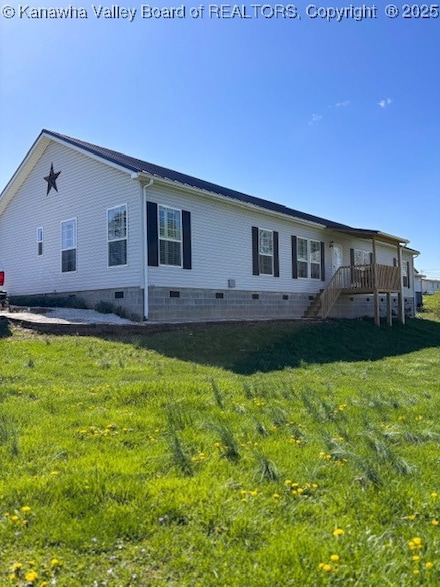 166 Walnut St, Hurricane, WV 25526
