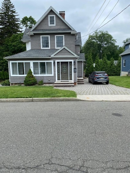 55 N Maple Ave, Park Ridge, NJ 07656