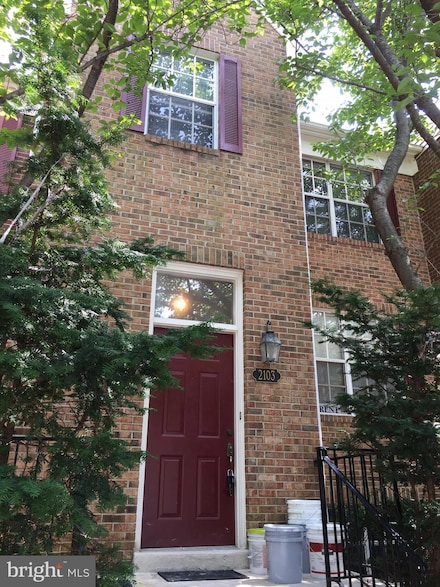 2103 Dominion Heights Ct, Falls Church, VA 22043