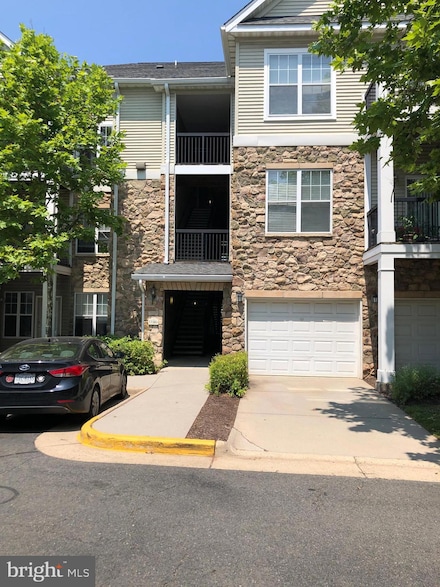13384 Connor Dr, Centreville, VA 20120