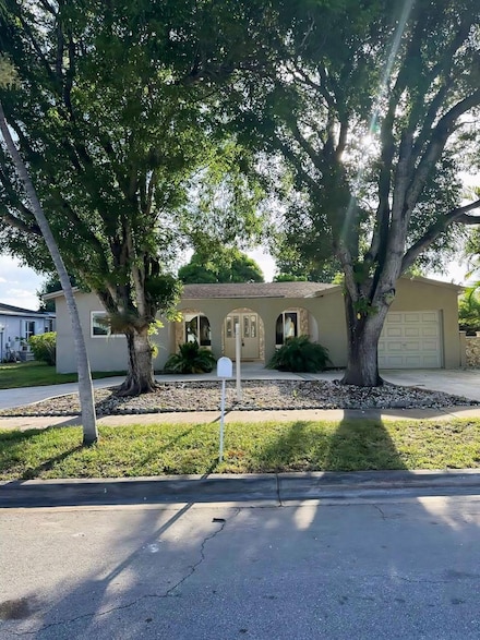 880 SW 49th Terrace, Margate, FL 33068