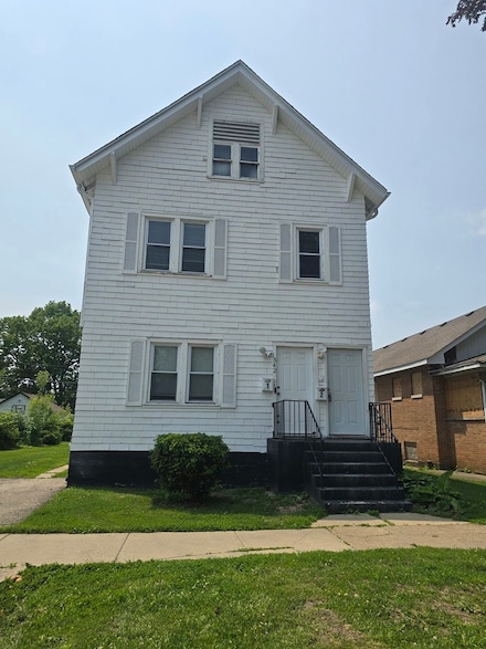 1542 Jackson St, North Chicago, IL 60064