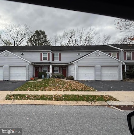 645 Front St, Lititz, PA 17543