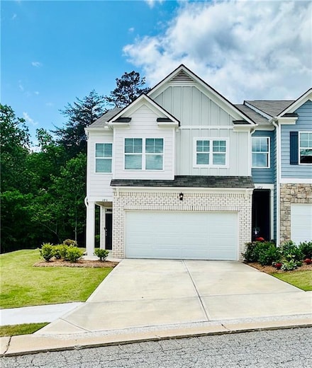 380 Stoneybrook Dr, Dahlonega, GA 30533