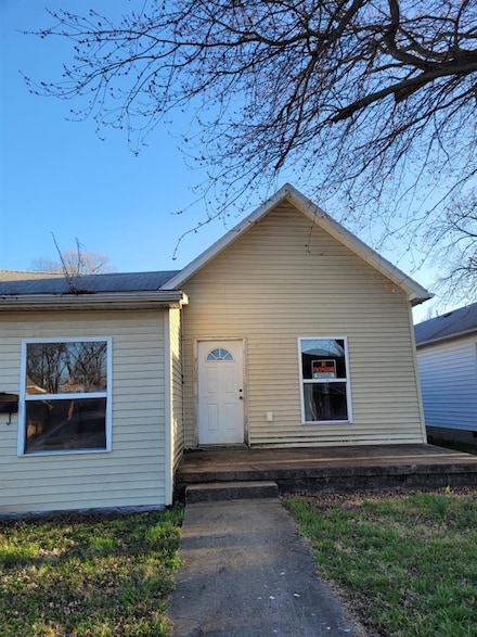 816 W 13th St, Owensboro, KY 42301