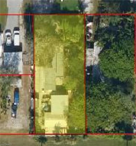 2918 Karen Dr, Naples, FL 34112