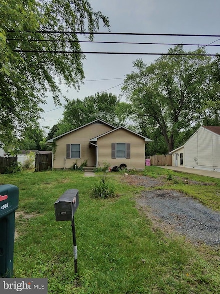 1906 Harbor Dr, Chester, MD 21619