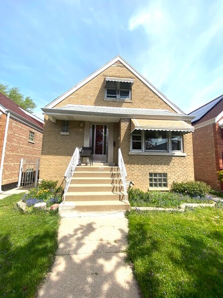 3634 W 55th Place, Chicago, IL 60629