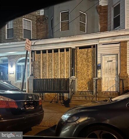 1202 Carl Miller Blvd, Camden, NJ 08104