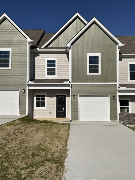 713 S Wall St, Shelbyville, TN 37160