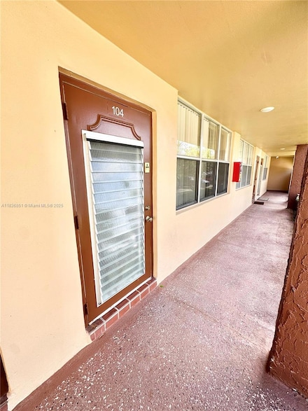 9021 Sunrise Lakes Blvd Unit 104, Sunrise, FL 33322
