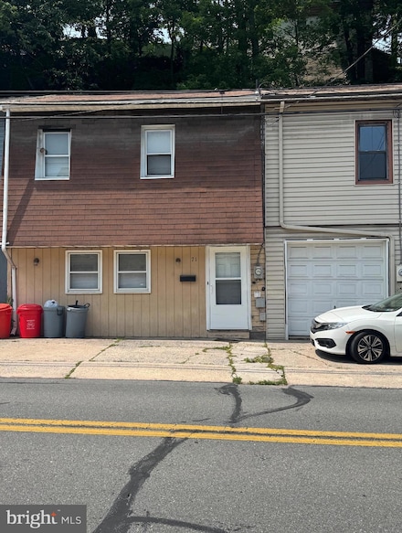 71 E Wyomissing Ave, Mohnton, PA 19540
