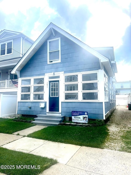 191 3rd Ave Unit 2, Manasquan, NJ 08736