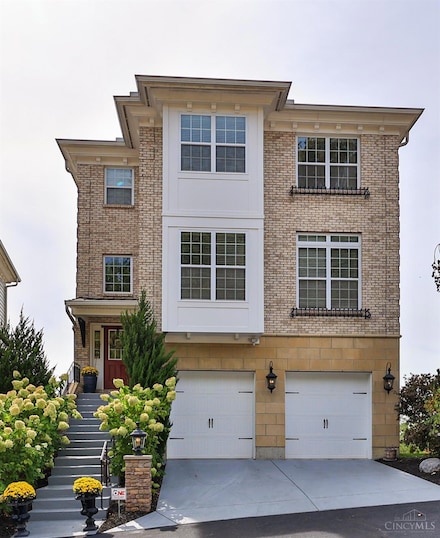 5351 Grand Vista Ct, Cincinnati, OH 45227