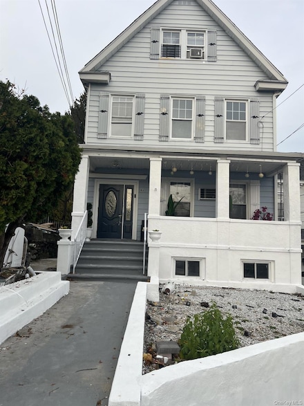 93 Winfred Ave Unit 2, Yonkers, NY 10704