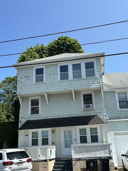 44 Cherry St Unit 2, Swampscott, MA 01907