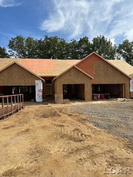 1639 Rivers Edge Ct, Adrian, MI 49221