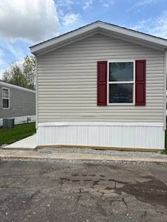 328 W 53rd St Unit 17, Anderson, IN 46013
