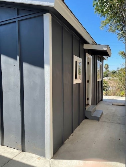 13107 Jarvis Ave, Los Angeles, CA 90061