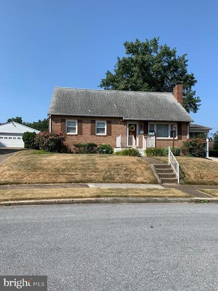 4505 North Rd, Harrisburg, PA 17109