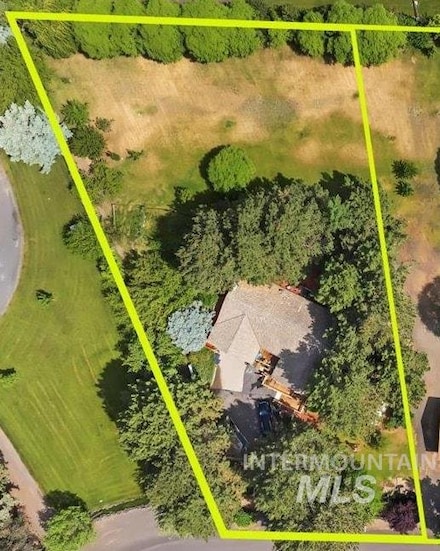 215 Willow Ln, Hagerman, ID 83332