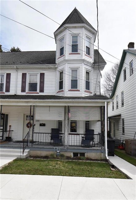330 South St, Jim Thorpe, PA 18229