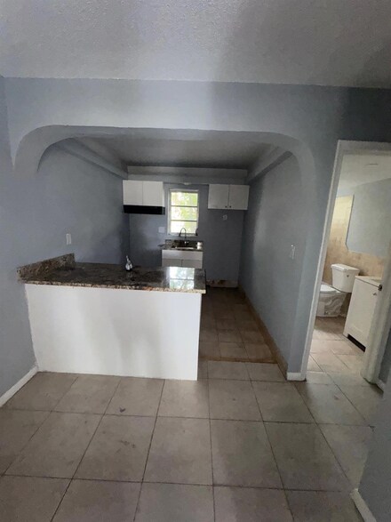 403 NW 32nd Ct Unit 107, Pompano Beach, FL 33064