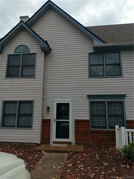 27 Tamarisk Quay, Hampton, VA 23666