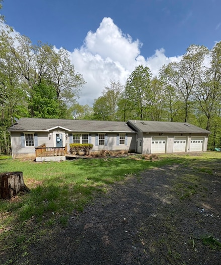 169 Robin Ln, East Stroudsburg, PA 18302