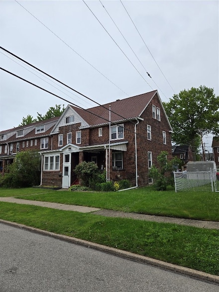 1065 Priestley Ave, Erie, PA 16511