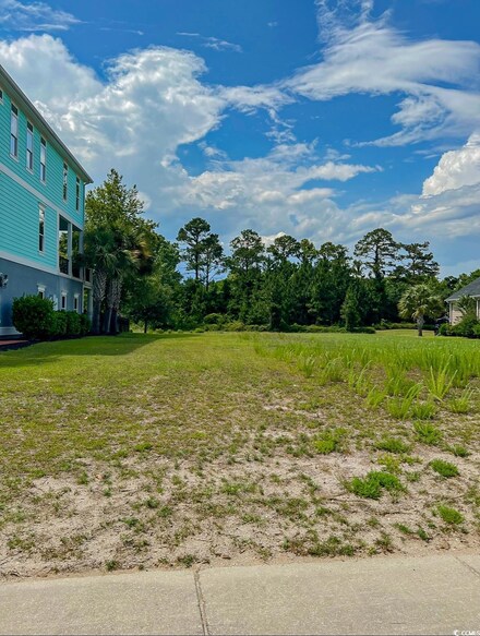 346 Saint Julian Ln, Myrtle Beach, SC 29579
