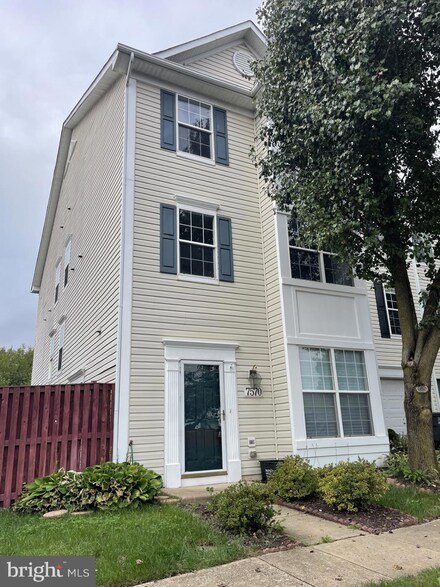 7570 Duneiden Ln, Manassas, VA 20109