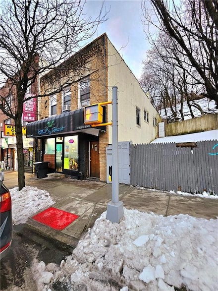 78 Victory Blvd, Staten Island, NY 10301