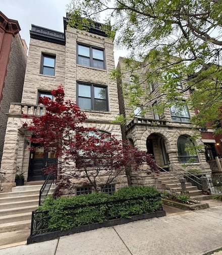 2133 N Sheffield Ave Unit 2A, Chicago, IL 60614