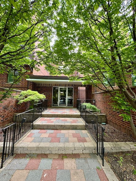 1651 N Dayton St Unit 303, Chicago, IL 60614