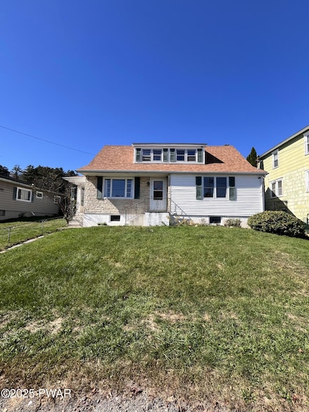 605 Hudson St, Forest City, PA 18421