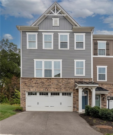 100 Curtis Ct, Pittsburgh, PA 15237