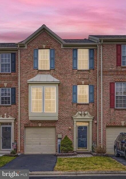9707 Redwing Dr, Perry Hall, MD 21128