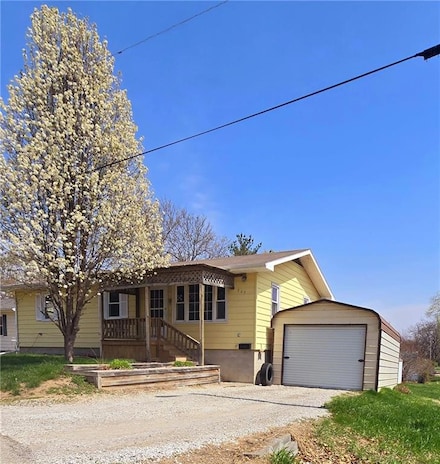 505 S 8th St, Tarkio, MO 64491