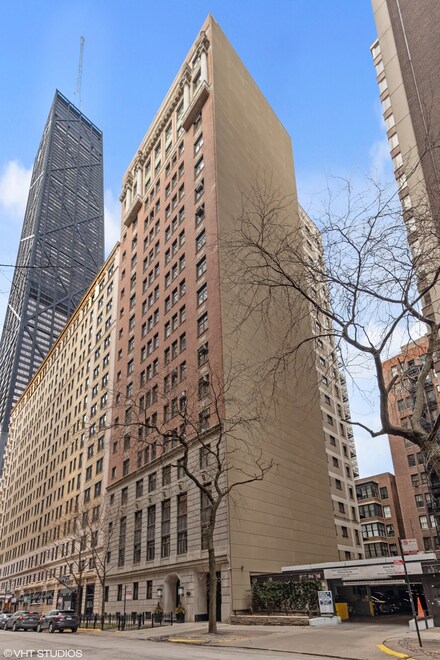 222 E Chestnut St Unit 7B, Chicago, IL 60611