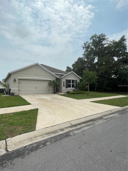 5504 Raymond Way, Zephyrhills, FL 33541